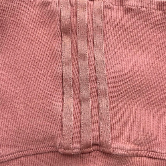 Adidas Blush Pink y2k cami Crop Top with Gold Decal - Picture 4 of 4